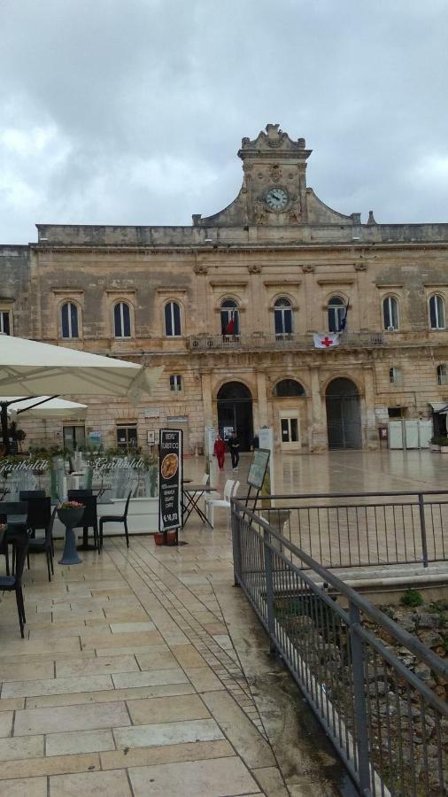 La Chicca Di C.Cavour Hotel Ostuni Buitenkant foto